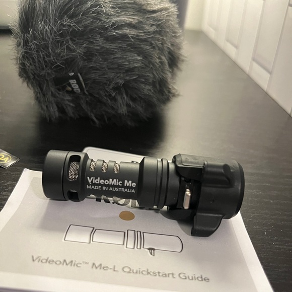 Rode VideoMic Me-L iPhone Microphone for Video (Open Box) - Picture 4 of 7